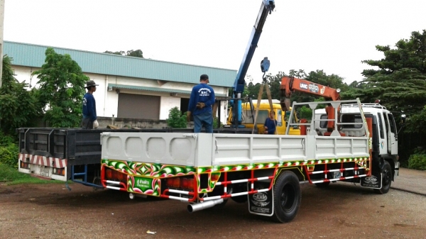 ขายด่วน รถ 6 ล้อ บรรทุกติดเครน HINO FF 195 แรงม้า