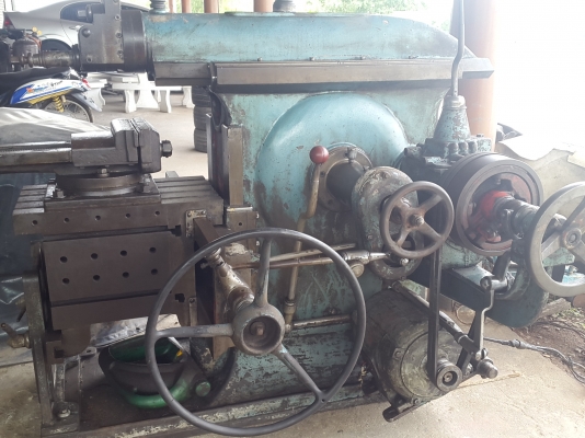 แท่นไส 20 นิ้ว มีปากกาจับชิ้นงานให้ สภาพสวยๆ พร้อมใช้งาน ด่วนๆๆ 33,000