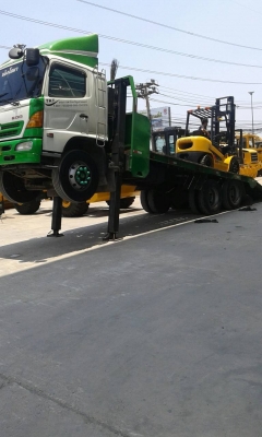 บริการขนย้ายเครื่องจักรกลหนักทุกประเภท