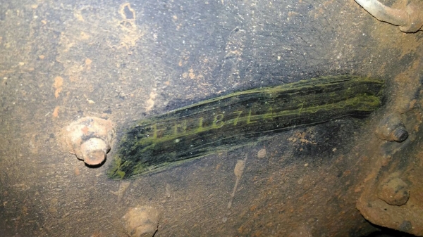 รถฮีโน่ 10 ล้อ ท้ายลาด FM187L / 187 แรงม้า. ปี 33.   สนใจติดต่อ  081 - 6079515