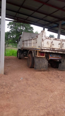 ขายรถ6ล้อ ดั้มMITSUBISHI เครื่อง115แรง 4D34 ช่วงล่างใหญ่ สภาพพร้อมใช้งาน เอกสารพร้อมโอน ราคา330,000 สนใจโทร 090-8588220คุณนะ 093-3258446คุณบิว หรือเข้าดูสินค้าอื่นๆได้ที่ www.narong2truck.com หรือ www.truck.in.th/498 หรือเพจFacebook ณรงค์ ซื้อขายรถมือสอง