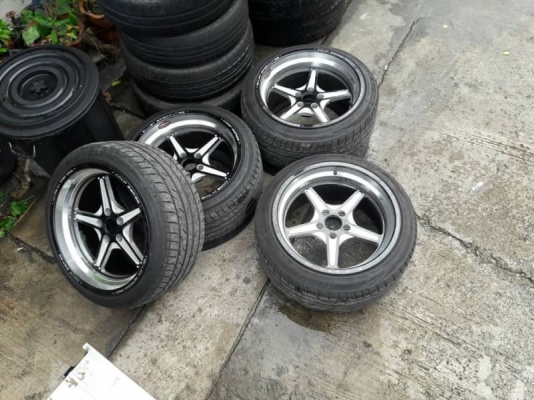 ล้อพร้อมยางขอบ 18 ชุดล่ะ 25500