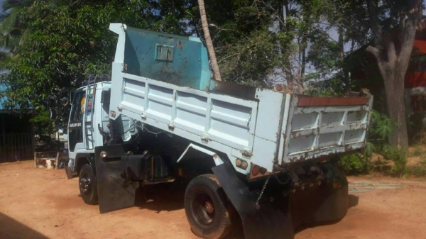 ายรถ6ล้อ ดั้มร็อกกี้ 195แรง พ.พาวเวอร์ เบรกจิฟฟี่ ภายในสวย แอร์เย็น เอกสารถูกต้อง เล่มทะเบียนพร้อมโอน ราคา695,000 สนใจโทร 090-8588220คุณนะ 093-3258446คุณบิว หรือเข้าดูสินค้าอื่นๆได้ที่ www.narong2truck.com หรือ www.truck.in.th/498 หรือเพจFacebook ณรงค์ ซื ายรถ6ล้อ ดั้มร็อกกี้ 195แรง พ.พาวเวอร์ เบรกจิฟฟี่ ภายในสวย แอร์เย็น เอกสารถูกต้อง เล่มทะเบียนพร้อมโอน ราคา695,000 สนใจโทร 090-8588220คุณนะ 093-3258446คุณบิว หรือเข้าดูสินค้าอื่นๆได้ที่ www.narong2truck.com หรือ www.truck.in.th/498 หรือเพจFacebook ณรงค์ ซื