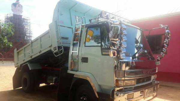 ายรถ6ล้อ ดั้มร็อกกี้ 195แรง พ.พาวเวอร์ เบรกจิฟฟี่ ภายในสวย แอร์เย็น เอกสารถูกต้อง เล่มทะเบียนพร้อมโอน ราคา695,000 สนใจโทร 090-8588220คุณนะ 093-3258446คุณบิว หรือเข้าดูสินค้าอื่นๆได้ที่ www.narong2truck.com หรือ www.truck.in.th/498 หรือเพจFacebook ณรงค์ ซื ายรถ6ล้อ ดั้มร็อกกี้ 195แรง พ.พาวเวอร์ เบรกจิฟฟี่ ภายในสวย แอร์เย็น เอกสารถูกต้อง เล่มทะเบียนพร้อมโอน ราคา695,000 สนใจโทร 090-8588220คุณนะ 093-3258446คุณบิว หรือเข้าดูสินค้าอื่นๆได้ที่ www.narong2truck.com หรือ www.truck.in.th/498 หรือเพจFacebook ณรงค์ ซื