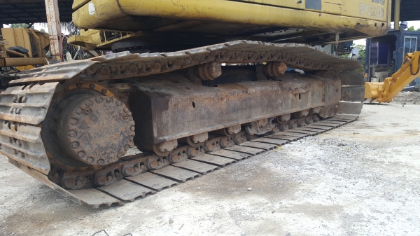 ขายครับ PC200-6 สภาพพร้อมลุยครับ ไฟฟ้าครบ โซ่ดี ช่วงล่างดี สนใจติดต่อ0851562314/0813712233 Id Boy0851562314 ขายครับ PC200-6 สภาพพร้อมลุยครับ ไฟฟ้าครบ โซ่ดี ช่วงล่างดี สนใจติดต่อ0851562314/0813712233 Id Boy0851562314