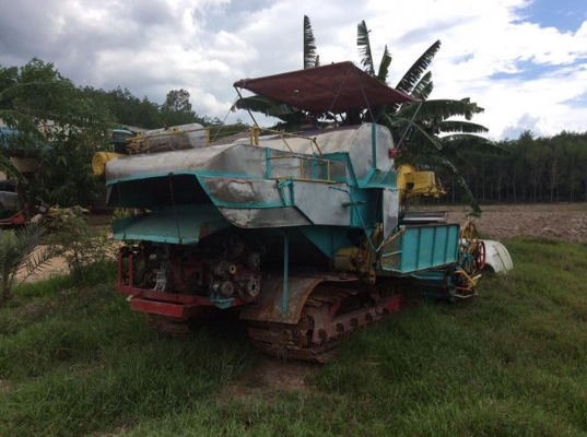 ขายรถเกี่ยวข้าว เครื่อง EH700 เทอร์โบ 350000