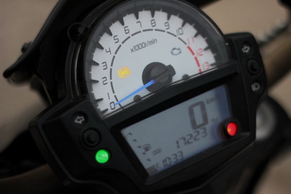 <เอิร์ท พิดโลก>er6n ปี2012 สภาพสวยไม่แพง <เอิร์ท พิดโลก>er6n ปี2012 สภาพสวยไม่แพง