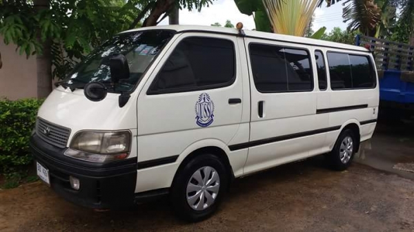 ขายรถที่บ้านด่วนสวยพร้อมใช้ช่วงยาวเครื่อง2.8 เครื่องช่วงล่างดี๊ดี