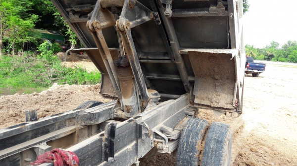 Mitsu..canter115ดั้ม5คิวยาง8.25ใหม่เอฟหน้าหลัง.เครื่องดีคัสซีสวยมาก.ภาษีเต็มเล่มพร่อมโอน Mitsu..canter115ดั้ม5คิวยาง8.25ใหม่เอฟหน้าหลัง.เครื่องดีคัสซีสวยมาก.ภาษีเต็มเล่มพร่อมโอน