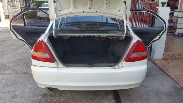 ขายท้ายเบนซ์ เครื่อง1.5หัวฉีด เกียร์ธรรมดา แอร์เย็น ขายท้ายเบนซ์ เครื่อง1.5หัวฉีด เกียร์ธรรมดา แอร์เย็น