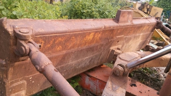 ขายรถแทรกเตอร์ โคมัสสุ  D-50-A ขายไม่แพง เอกสารชื้อขาย