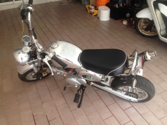 มั้งกี้จีน เเต่งมาจากญี่ปุ่นรถเพิ่งประกอบสภาพตามรูปเครื่องสดๆเเน่นๆครับ มั้งกี้จีน เเต่งมาจากญี่ปุ่นรถเพิ่งประกอบสภาพตามรูปเครื่องสดๆเเน่นๆครับ