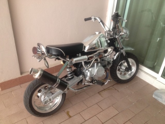 มั้งกี้จีน เเต่งมาจากญี่ปุ่นรถเพิ่งประกอบสภาพตามรูปเครื่องสดๆเเน่นๆครับ มั้งกี้จีน เเต่งมาจากญี่ปุ่นรถเพิ่งประกอบสภาพตามรูปเครื่องสดๆเเน่นๆครับ