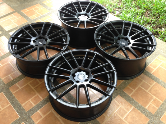 ล้อADV1 ขอบ 20 สภาพดี ไม่มีซ่อม ราคาไม่แพง