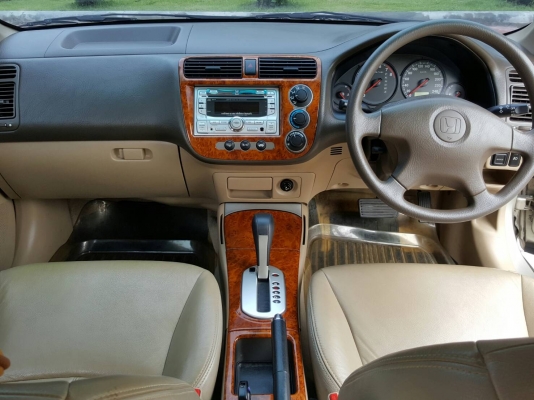 CIVIC ปี05 ไมล์แท้ 60,000กม. รถใช้น้อยพร้อมใช้งาน