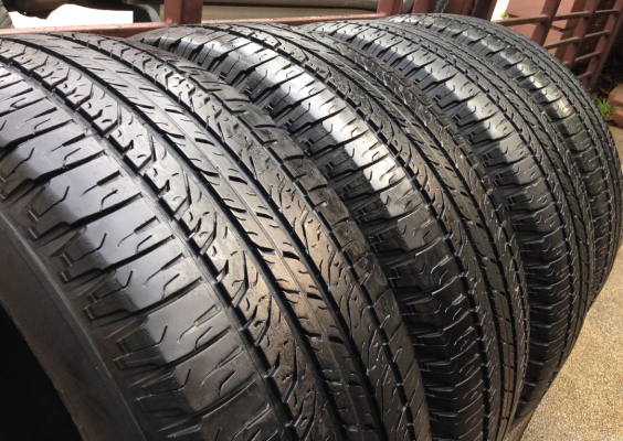 ยาง BF Goodrich 265 70 16 ปี12 ดอกเยอะ ราคาไม่แพง