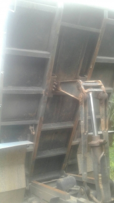 รถฮีโน่ 6 ล้อดั้ม FC9J  175 แรงม้า. ปี 54. , ( รถวิ่ง 87,xxx กม. )      สนใจติดต่อ  081 - 6079515