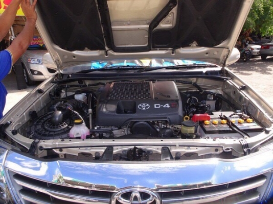 TOYOTA FORTUNER 3.0V 2WD เกียร์AT ปี2011 โทร 062-991-6649 ดาวออโต้เบสท์