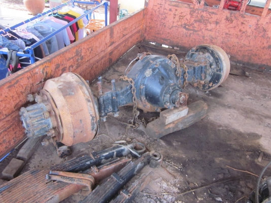 ขายเพลาหลังร็อคกี้