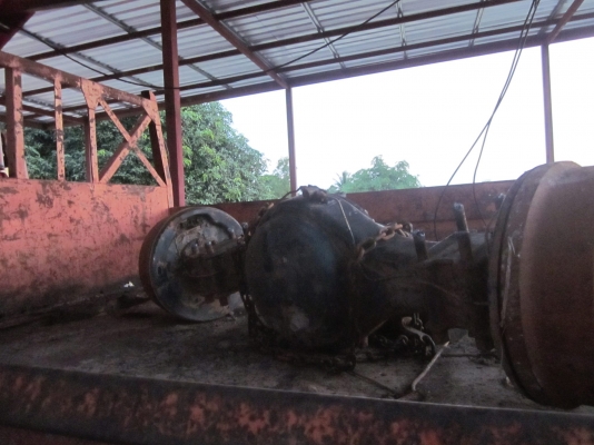 ขายเพลาหลังร็อคกี้