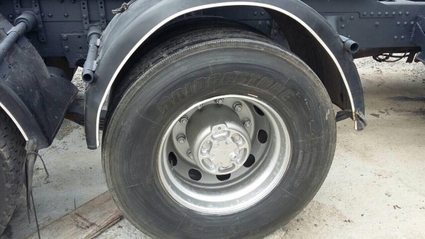 10 ล้อหัวลาก VOLVO FL10 ปี 2548 รถสภาพดี สวย เล่มพร้อม