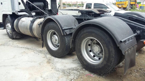 10 ล้อหัวลาก VOLVO FL10 ปี 2548 รถสภาพดี สวย เล่มพร้อม