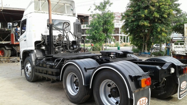 ขายรถสิบล้อเมก้าหัวลาก 320 แรงม้า