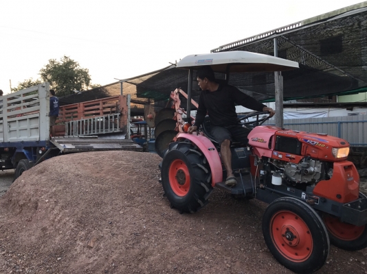 ปัญญาแทรคเตอร์..จัดมาให้ครับ ด่วน!!!คูโบต้า KRT 140 PTO ตัวเปล่า รถไร่ สภาพเดิมๆ จัดส่ง อ.บรรพตพิสัย จ.นครสวรรค์