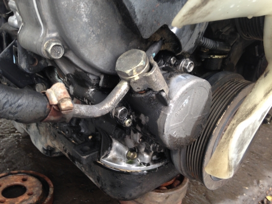 ขายปั๊มเพาเวอร์ nissan zd 3.0 ราคา2500