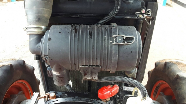 ปัญญาแทรคเตอร์..จัดมาให้ครับ ด่วน!!!คูโบต้า L3608 พร้อมใบมีดคานล่าง พร้อมผาน6 ตราช้าง22&times;6รถไร่สีเดิมๆ