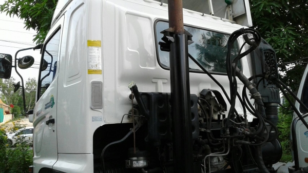 ขายรถสิบล้อเมก้าหัวลาก 320 แรงม้า