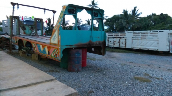 สิบล้อมือสอง