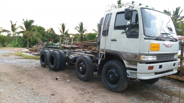 สิบล้อมือสอง