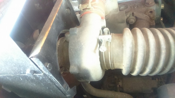 เเอร์บัส1,000ลิตร เครื่องSD15มีโบว์ พร้อมใช้ 0835662999Lineid:hs4trp 220,000บาท