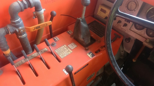 เเอร์บัส1,000ลิตร เครื่องSD15มีโบว์ พร้อมใช้ 0835662999Lineid:hs4trp 220,000บาท