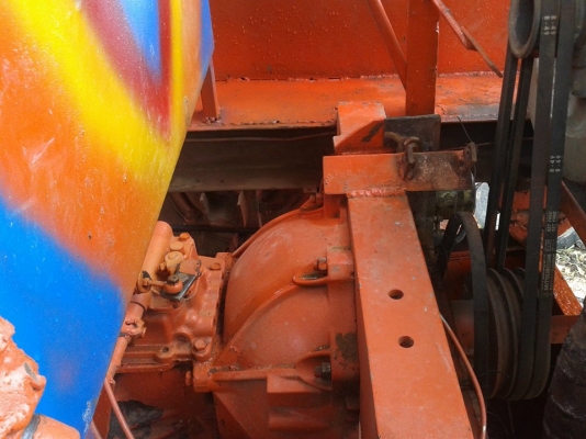 ขายรถอีแต๋นสวยๆๆ คันซีหน้า5 เกียร์หกล้อ  ช่วงล่างเลพาลอย