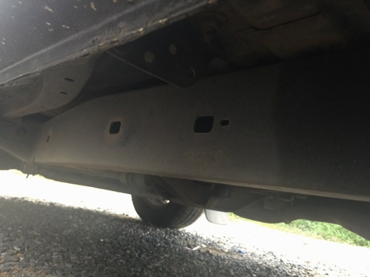 รถ 6 ล้อล่องแมกก้าปี 49 เครื่อง150 แรง ไมล์ 110000 เอกสารพร้อมโอน  820,000