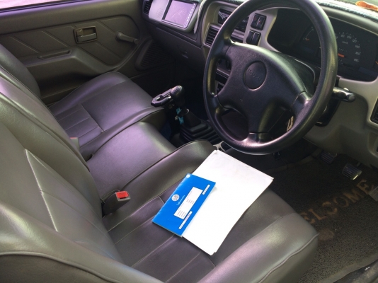 ขาย ISUZU SPARK EX ปี 2001 พาวเวอร์ เครื่องดี เเชสซี ช่วงล่างดี สีสวยใส ไม่ผุ ยางยังดี ภายในไม่โทรม พร้อมใช้ ภาษีไม่ขาด เล่มพร้อม 087-6835269 097-13591111 ดูรถที่บ้านคับ