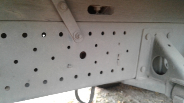 สิบล้อ มิตซู ไอ้หลง  FN527MA 6D16-195 เกียร์เดิม10สปีส ดั้ม KCสภาพดีสวยพร้อมใช้ ราคา 585,000บ ทะเบียนพร้อมโอน