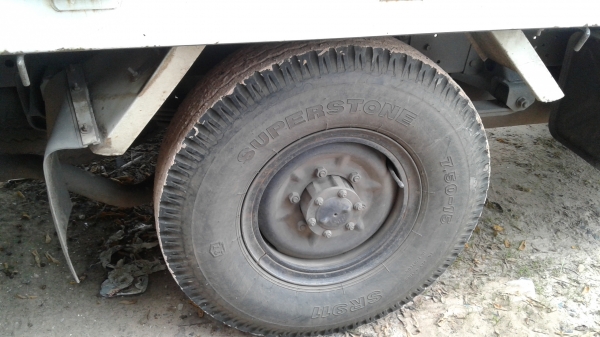 สิบล้อ มิตซู ไอ้หลง  FN527MA 6D16-195 เกียร์เดิม10สปีส ดั้ม KCสภาพดีสวยพร้อมใช้ ราคา 585,000บ ทะเบียนพร้อมโอน