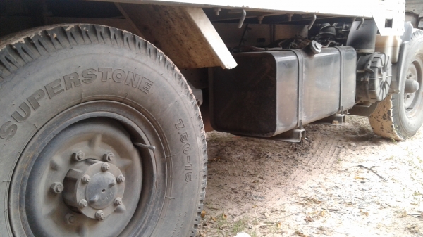 สิบล้อ มิตซู ไอ้หลง  FN527MA 6D16-195 เกียร์เดิม10สปีส ดั้ม KCสภาพดีสวยพร้อมใช้ ราคา 585,000บ ทะเบียนพร้อมโอน