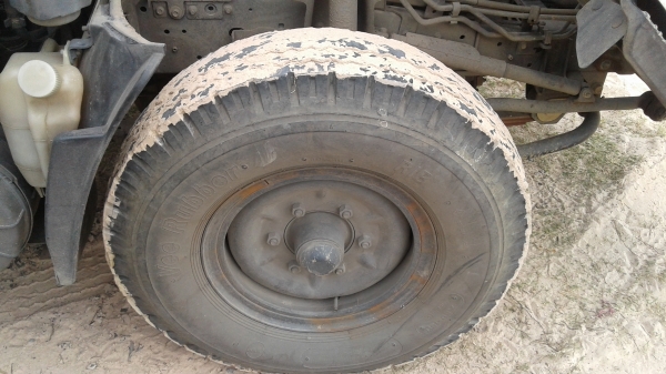 สิบล้อ มิตซู ไอ้หลง  FN527MA 6D16-195 เกียร์เดิม10สปีส ดั้ม KCสภาพดีสวยพร้อมใช้ ราคา 585,000บ ทะเบียนพร้อมโอน