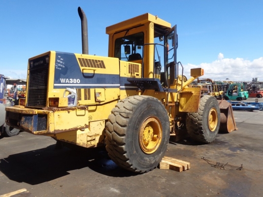 รถตักล้อยาง รถนอก มือสอง WA380-1