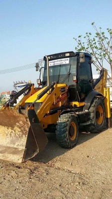 JCB 3CX ปี 2009 ใช้งาน 7 พันกว่าชั่วโมง ขายไม่แพงครับ