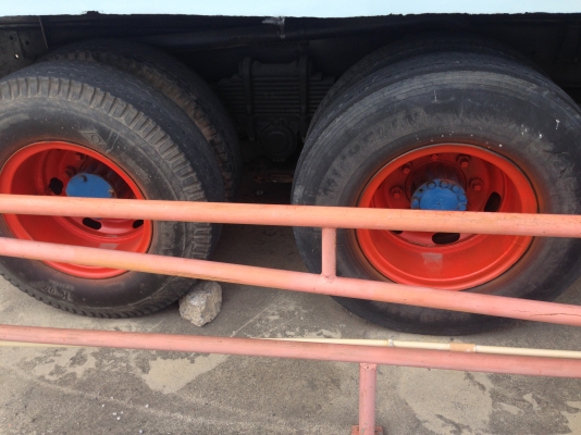 ขาย Isuzu พื้นเรียบ 195 ขาย Isuzu พื้นเรียบ 195