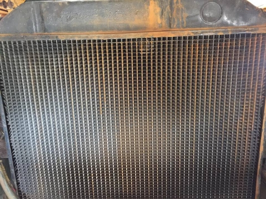 ขายถูกๆตัดใจขาย ต้องการใซร้เล็กๆใว้ใช้ ใครมีใซร้เล็กต้องการขยับเอามาแลกเทิร์น รถยกฟอร์คลิฟ TCM Z4 3.5TON งาสใค์ เสาสูง4.5เมตร ล้อหน้าคู่ เครื่องดีเซลอีซูซุ