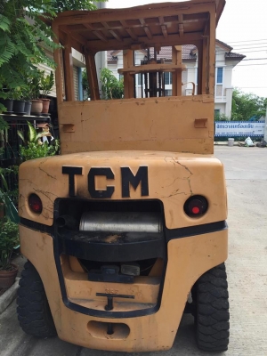 ขายถูกๆตัดใจขาย ต้องการใซร้เล็กๆใว้ใช้ ใครมีใซร้เล็กต้องการขยับเอามาแลกเทิร์น รถยกฟอร์คลิฟ TCM Z4 3.5TON งาสใค์ เสาสูง4.5เมตร ล้อหน้าคู่ เครื่องดีเซลอีซูซุ