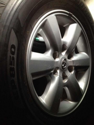 ล้อแม็ก vigo 17 พร้อมยาง บริดโตน อีโคเปีย 265 65 17 ปลายปี 13