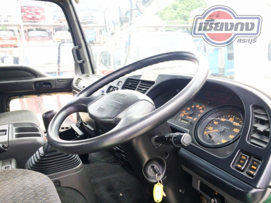 ขายรถหกล้อ  ISUZU DECA จอดอยู่เซียงกงสระบุรีครับ สนใจติดต่อคุณเอ 090-9977111