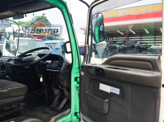 ขายรถหกล้อ  ISUZU DECA จอดอยู่เซียงกงสระบุรีครับ สนใจติดต่อคุณเอ 090-9977111